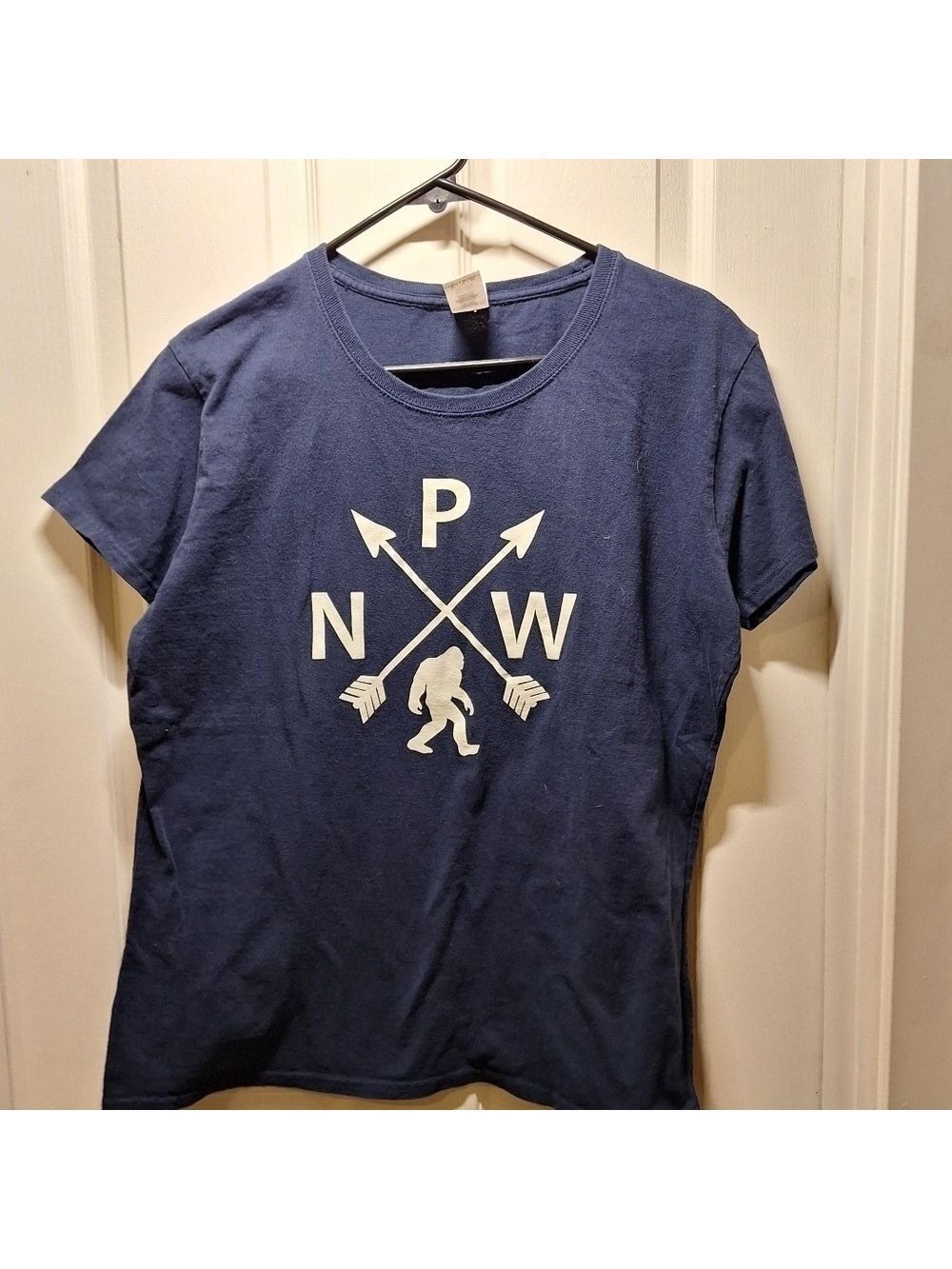 Navy PNW Graphic T-Shirt with White Print XL